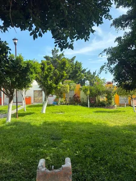 Cómoda casa en ambiente tranquilo en Tetecalita.