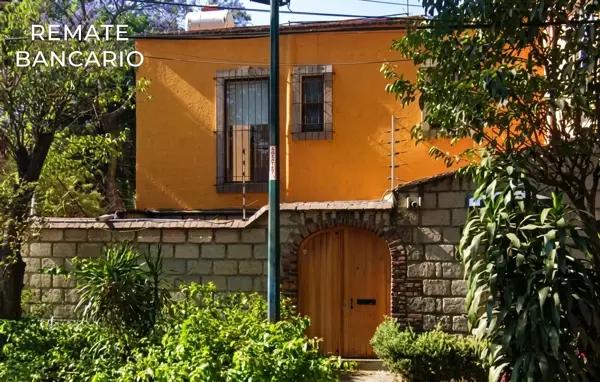 Casa en Venta en Colonia Campestre | Remate Bancario | 280 m² de Construcción JX