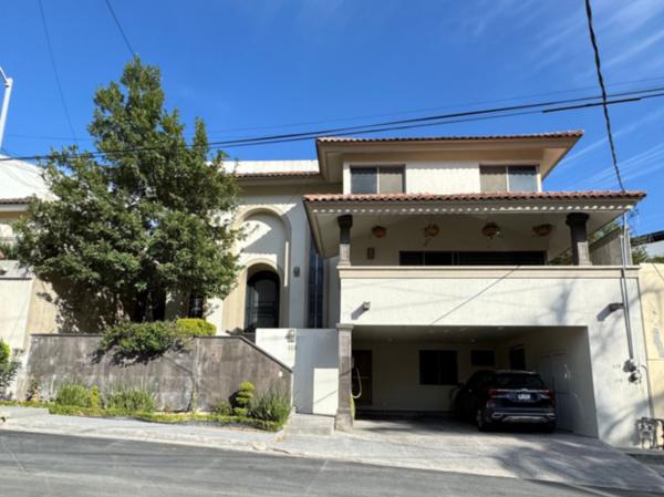 Casa en renta en Jardines de San Agustín, San Pedro Garza García