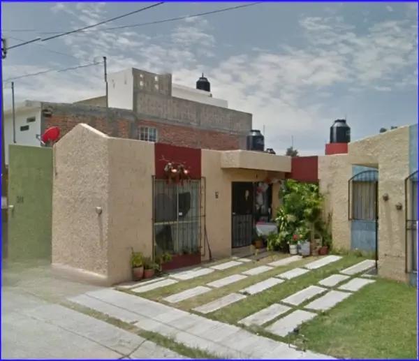 Casa de Recuperación en Residencial Floresta Irapuato