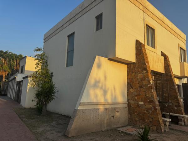 CASA EN RENTA EN ESQUINA AL NORTE DE SALTILLO CASA EN RENTA EN ESQUINA AL NORTE DE SALTILLO
