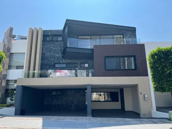 Casa en venta en Lomas de Angelópolis, San Andrés Cholula, Puebla