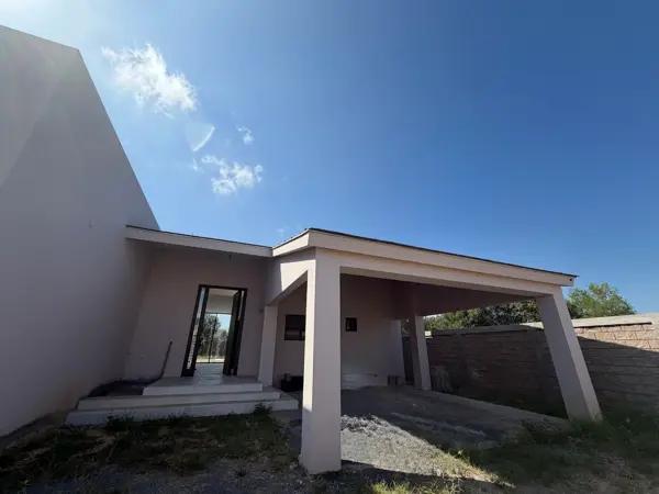 CASA CARRETERA NACIONAL MONTEMORELOS VENTA