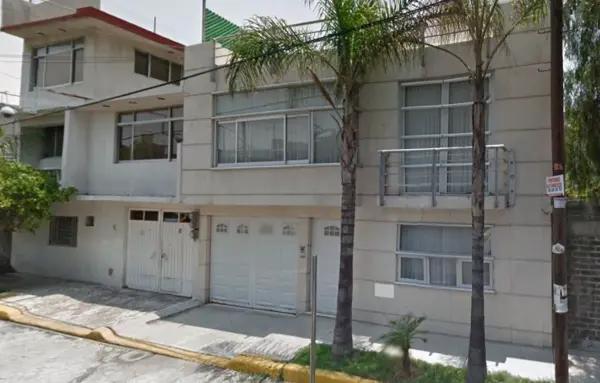 Casa en venta en Benito Juárez (La Aurora), Nezahualcóyotl, México