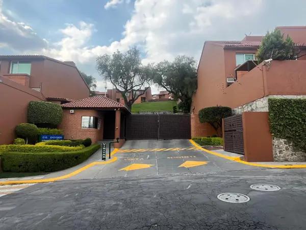 Casa en venta en Santiago Occipaco, Naucalpan de Juárez, México