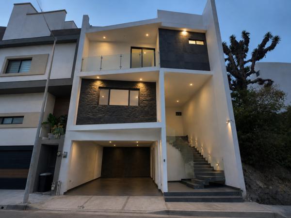 Casa en venta en cumbres elite, Monterrey.