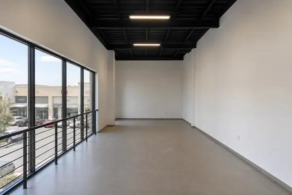 RENTA LOCAL COMERCIAL 65 MTROS AL NORTE DE SALTILLO PLANTA ALTA