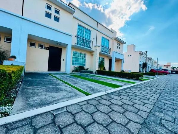 CASA EN VENTA EN FRACCIONAMIENTO GRAN MORADA, TOLUCA