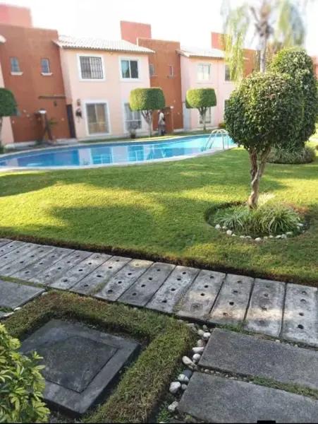 CASA EN FRACCIONAMIENTO