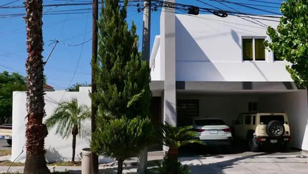 VENTA CASA JARDINES DE ANDALUCIA, GUADALUPE