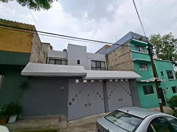 Casa en Venta en Olivar del Conde, 3 Recámaras, Ciudad de México