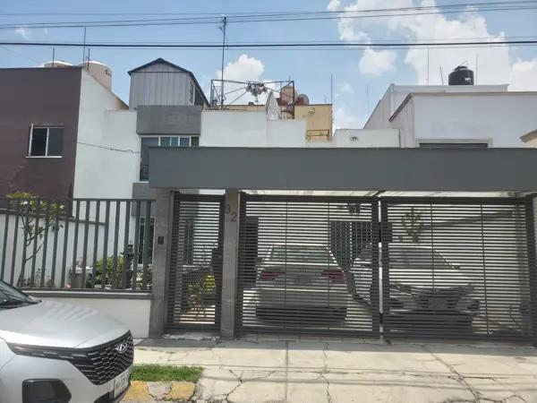 Se vende casa soa, colon de Echegaray