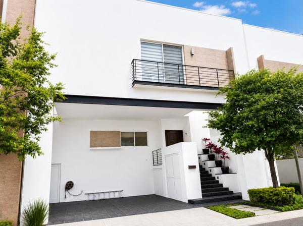 CASA EN VENTA EN RESIDENCIAL OLINCA, SANTA CATARINA, N.L.