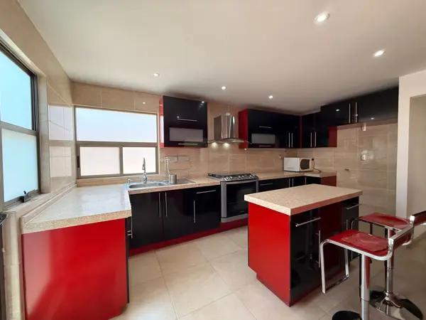 Casa en venta en Paseos de Chavarría, Mineral de la Reforma, Hidalgo