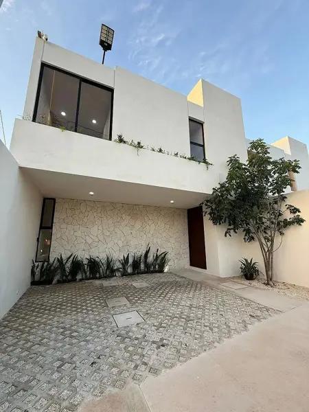 CASA MODERNA EN VENTA DE 3 RECÁMARAS EN REAL MONTEJO, MÉRIDA CASA MODERNA EN VENTA DE 3 RECÁMARAS EN REAL MONTEJO, MÉRIDA