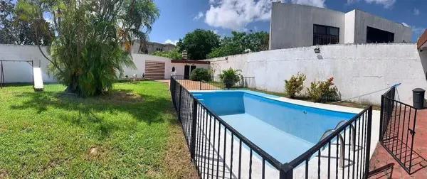 CASA EN VENTA CON AMPLIO TERRENO Y PISCINA EN JUAN B. SOSA, MÉRIDA CASA EN VENTA CON AMPLIO TERRENO Y PISCINA EN JUAN B. SOSA, MÉRIDA