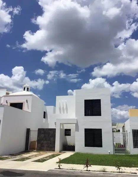 CASA AMUEBLADA EN RENTA EN GRAN SANTA FE NORTE, MÉRIDA