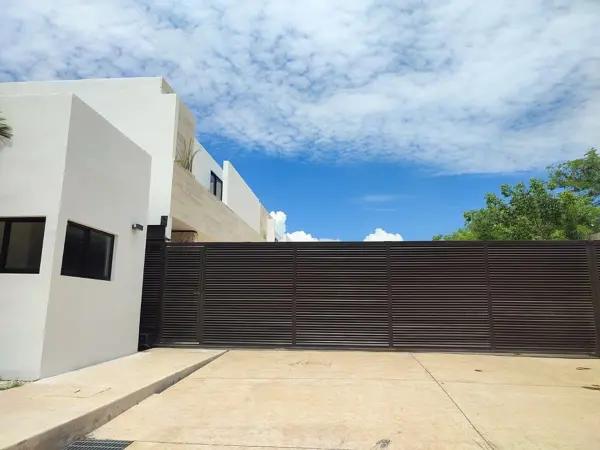 TOWNHOUSE EN RENTA EN TEMOZÓN NORTE