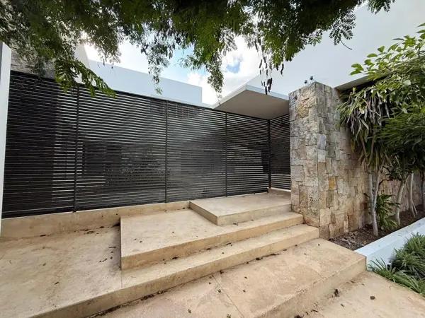 CASA CEIBA EN VENTA | LUJO Y EXCLUSIVIDAD EN ENTORNO RESIDENCIAL CASA CEIBA EN VENTA | LUJO Y EXCLUSIVIDAD EN ENTORNO RESIDENCIAL