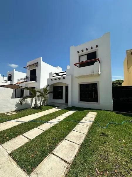CASA EN VENTA MÉRIDA, GRAN SANTA FE NORTE 3A ETAPA, 3 HABITACIONES