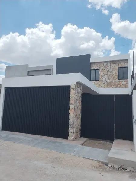 CASA CON AMPLIOS ESPACIOS AL NORTE DE MÉRIDA, DZITYÁ