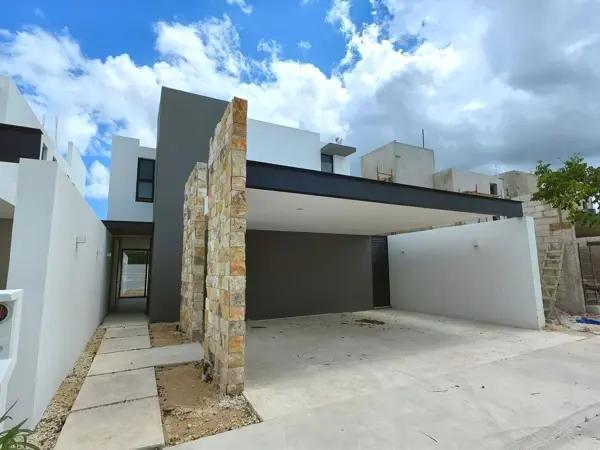 CASA ENTREGA INMEDIATA EN PRIVADA AIRE PURO, MÉRIDA, YUCATÁN