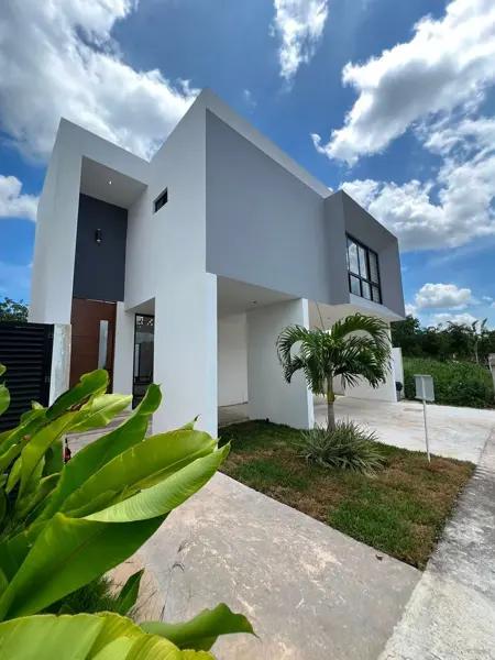 Casa en Venta en Conkal | 3 Recámaras | Residencial con Amenidades