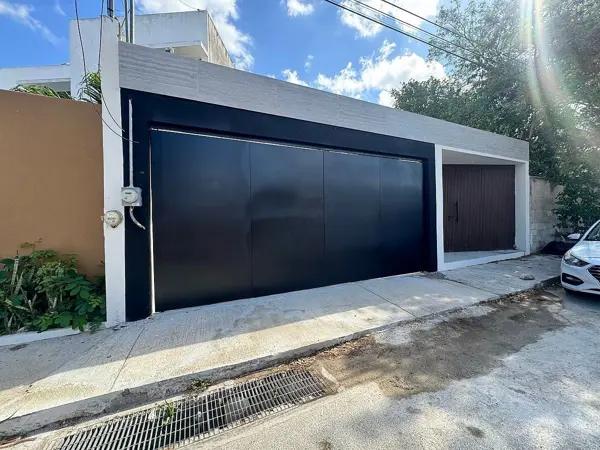 CASA DE UNA PLANTA, ¡REMODELADA Y CON PISCINA! CASA DE UNA PLANTA, ¡REMODELADA Y CON PISCINA!