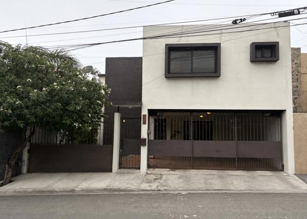 Casa en venta en San Jerónimo de 4 recamaras Casa en venta en San Jerónimo de 4 recamaras