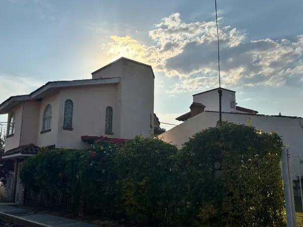 VENTA CASA EN FRACCIONAMIENTO EN COLONIA LOMAS TETELA, CUERNAVACA MORELOS.