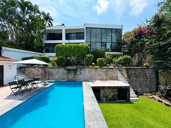 Casa en venta a pie de Lago en Tequesquitengo Morelos Casa en venta a pie de Lago en Tequesquitengo Morelos