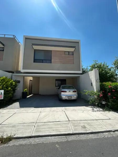Casa en Rent Cerradas del Parque PREMIER
