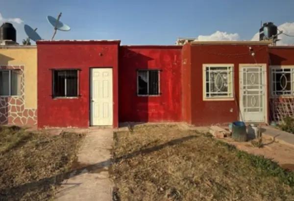 CASA DE ENTREGA INM EDIATA EN Villa Union, Poanas, Durango