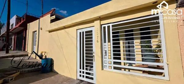 Casa en Venta en Sevilla, Juárez - 3 Recámaras y Amplio Terreno