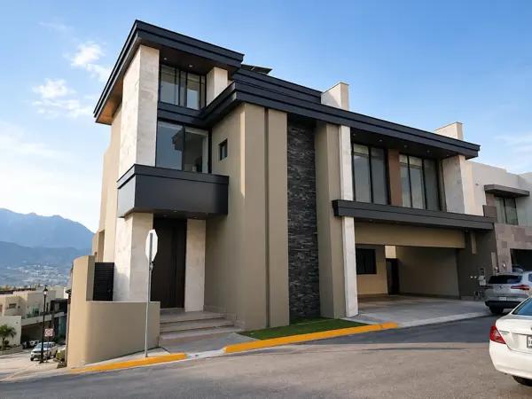 RESIDENCIA DE LUJO EN VENTA – LA HERRADURA RESIDENCIAL & CLUB DE GOLF