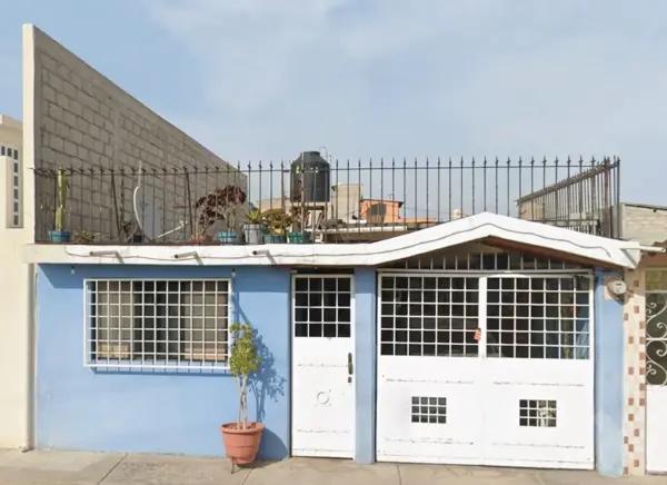 Casa en remate hipotecario en Tultitlán, Izcalli San Pablo, a precio accesible