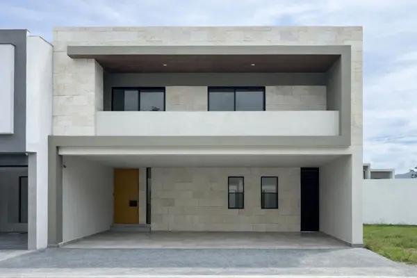 CASA EN VENTA - EL BARRIAL