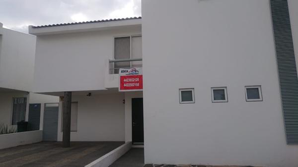 Casa en Renta en Condominio en Balcones de Vista Real, Corregidora - Excelente Ubicación