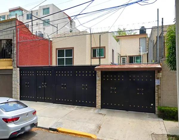 Casa en Remate en Tlalnepantla de Baz, Valle Ceylan - Oportunidad de Inversión