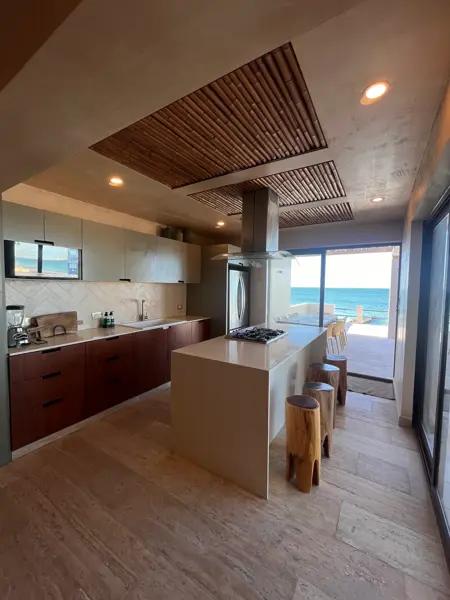 Casa en venta  a la orilla del mar en chelem puerto merida yucatan