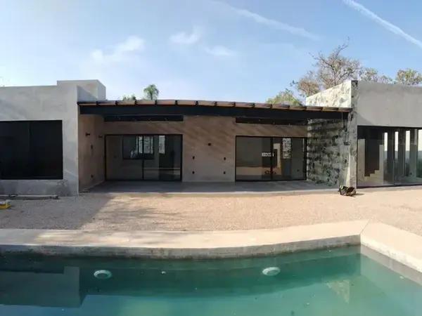 Casa en venta en Santo Domingo Ocotitlán, Tepoztlán, Morelos