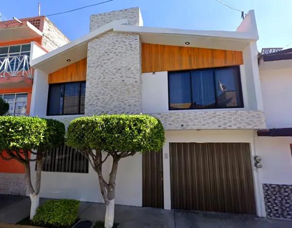 Oportunidad de Inversión: Casa en Remate en Nezahualcóyotl, Ampliación Villada Oriente