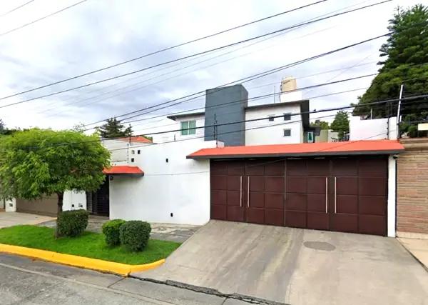 Casa en Remate en Naucalpan de Juárez, Ciudad Satélite