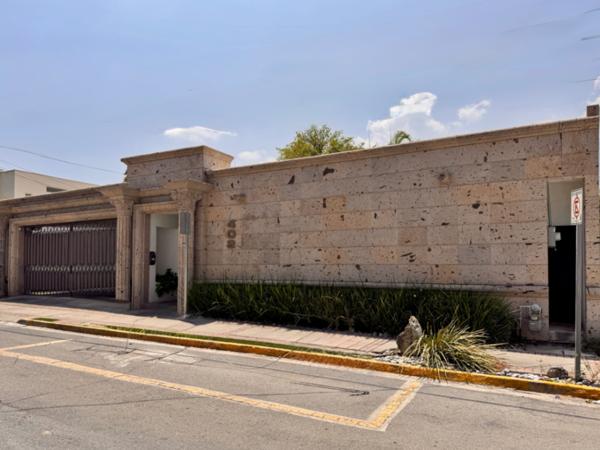 Casa en Venta en San Pedro Garza Garcia, NL Zona Valle