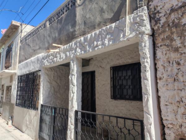 CASA EN VENTA EN TORREÓN CENTRO PEINER SECTOR A UNOS METROS DE BLVD INDEPENDENCIA