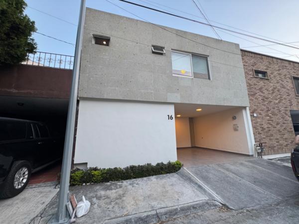 Casa en renta en San Pedro Garza García