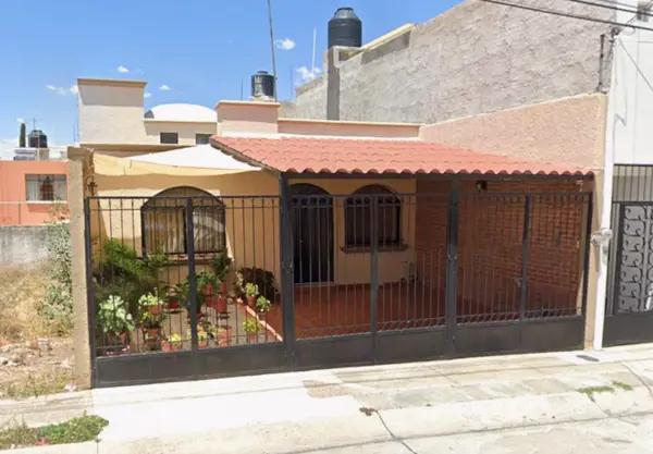 Casa en Remate Bancario en Villas de la Cantera, Aguascalientes