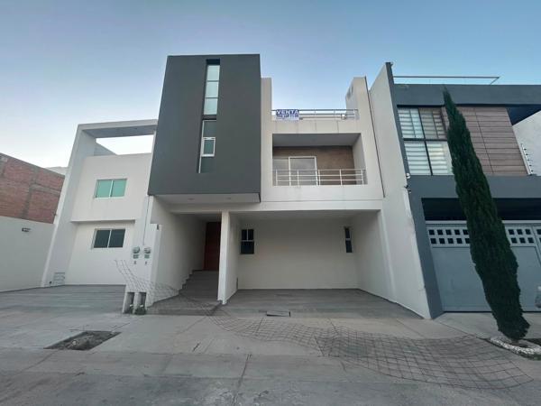 Casa Venta Fraccionamiento Villa Magna Segunda Sección San Luis Potosí, SLP