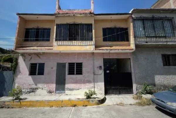 CASA DE ENTREGA INMEDIATA EN CALLE FELIPE CARRILLO PUERTO, COL. RUBEN JARAMILLO, MORELOS, TEMIXCO