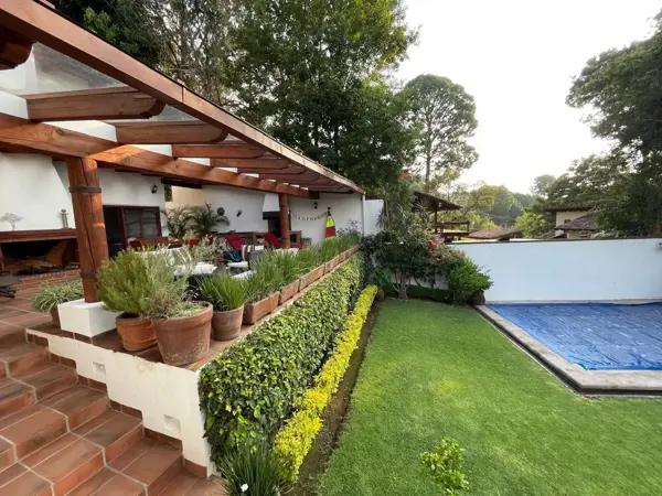 CASA EN VENTA, CON EXCELENTE UBICACIÓN EN AVÁNDARO CASA EN VENTA, CON EXCELENTE UBICACIÓN EN AVÁNDARO